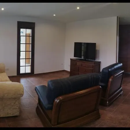 Las Golondrinas Apartment *